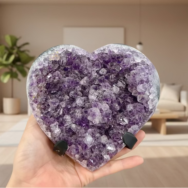 Amethyst heart Length 6inch Width 6inch